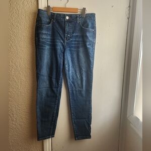 maurices- High Rise Everflex Jeans